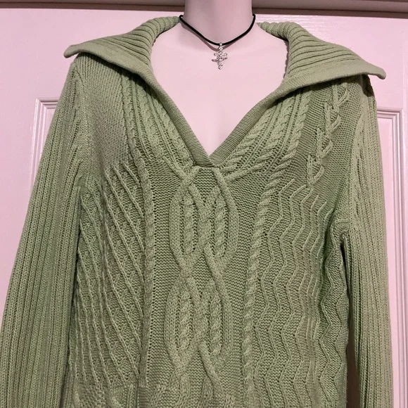 Liz Claiborne Green V-Neck Sweater L - Picture 2 of 5